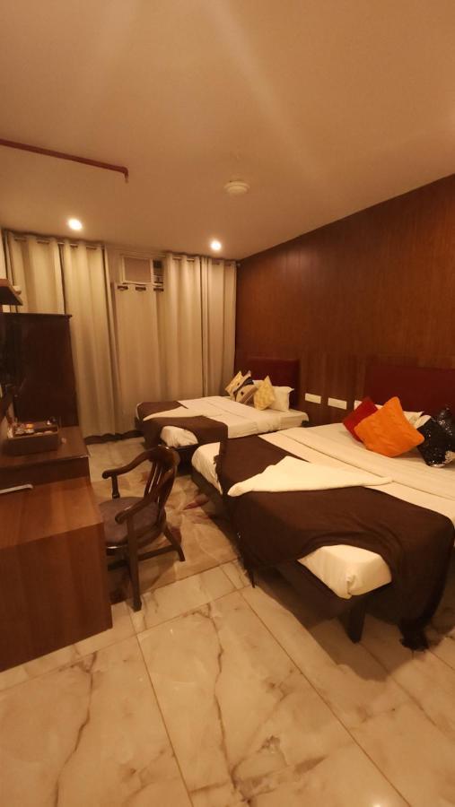 Hotel Multitech Premium Chandīgarh Exterior foto
